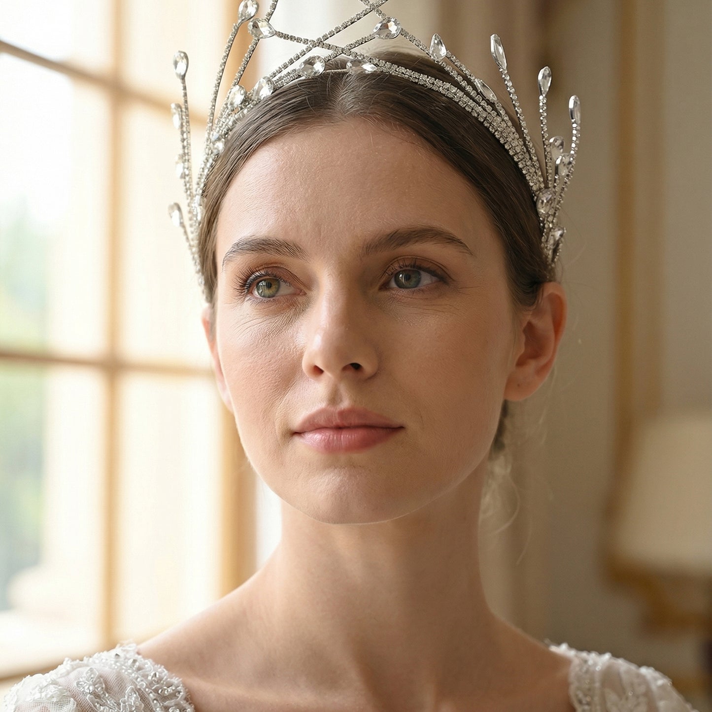 Bridella BHP497-S Silver Rhinestone Crown