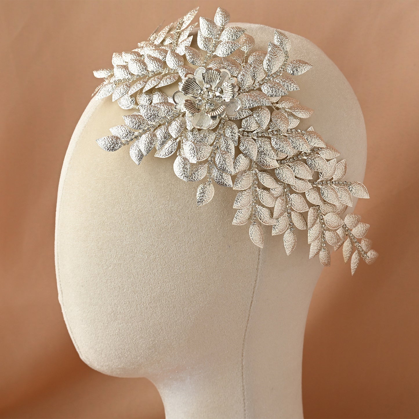 Bridella BHP510-S Silver Rhinestone Crown