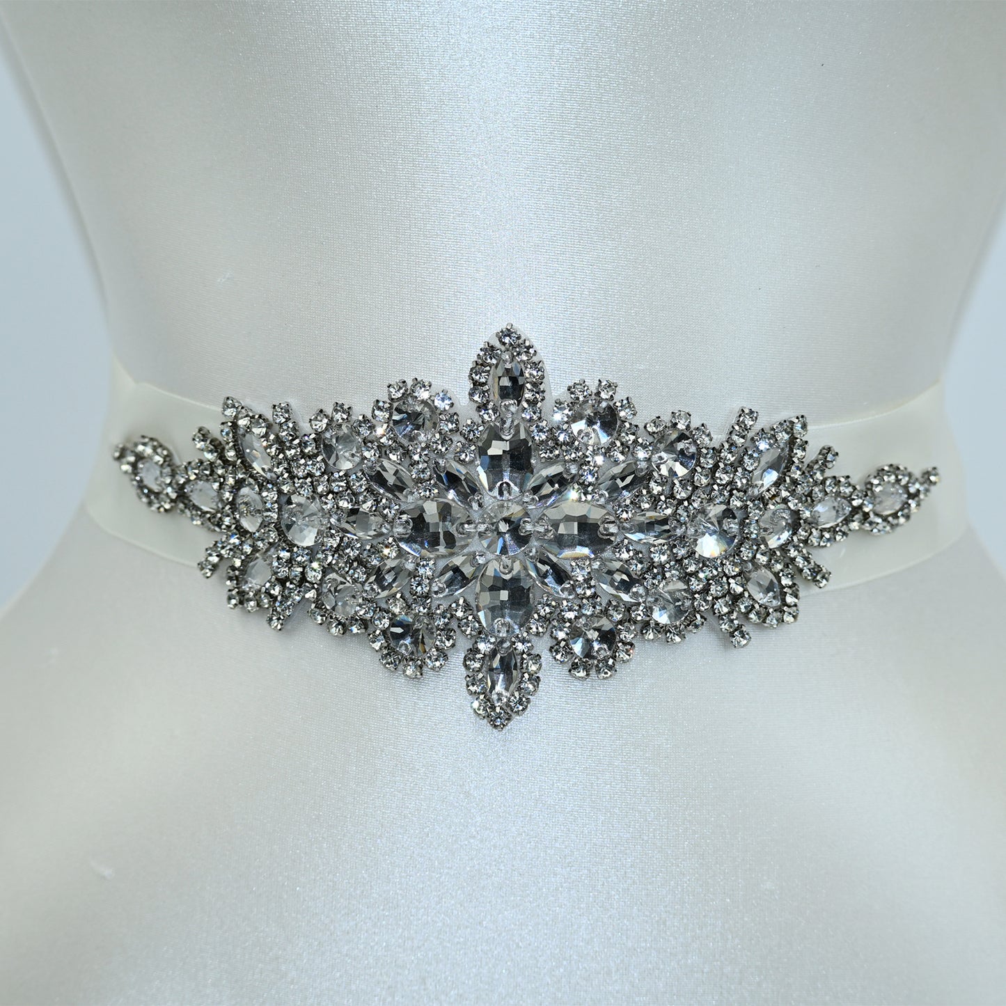 Bridella BS01 Silver Rhinestone & Pearl Belt