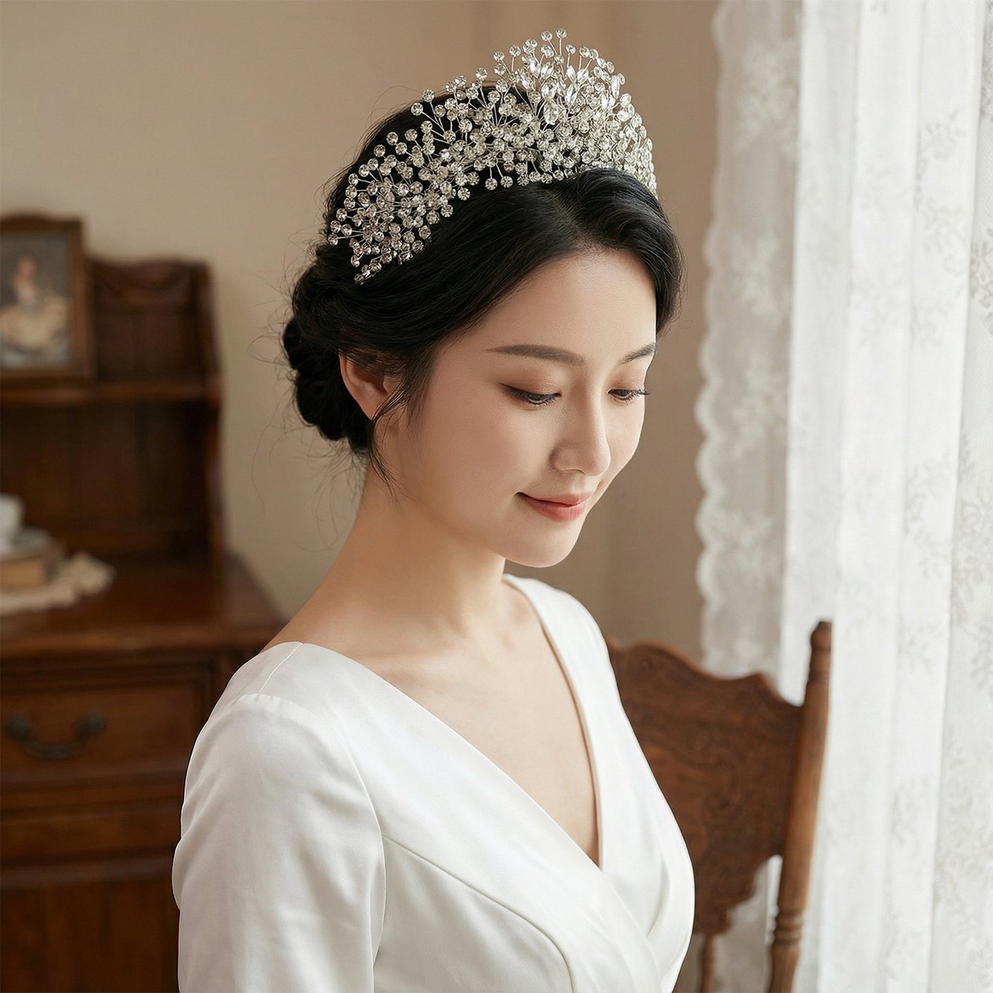 Bridella BHP376-S Silver Rhinestone Crown