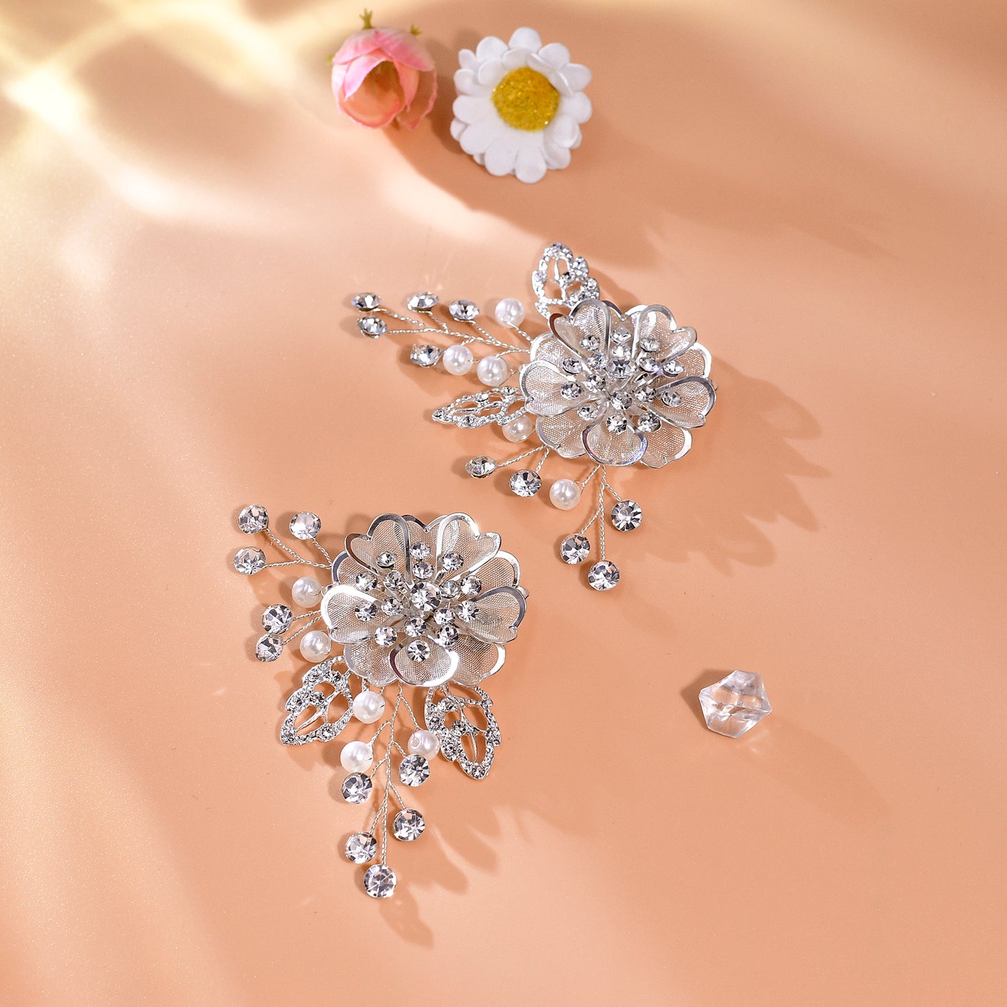 Leaf Flower Rhinestone Bridal Shoe Clips Wedding Decoration - Bridella BHX63
