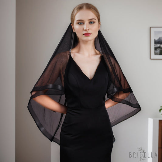 V69-B black mesh veil