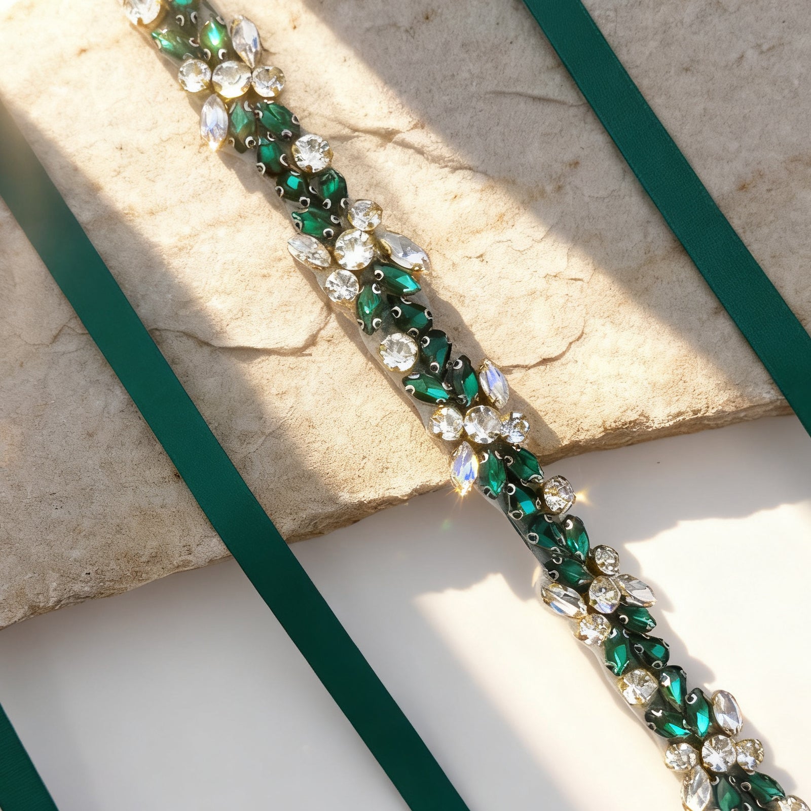 BS437KL emerald rhinestone belt