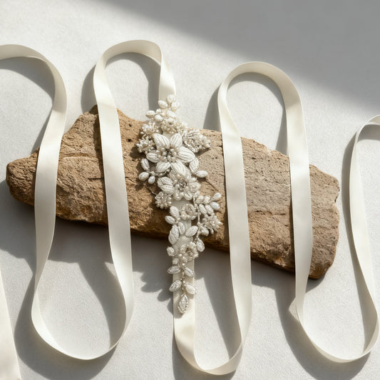 BS484 ivory pearl belt