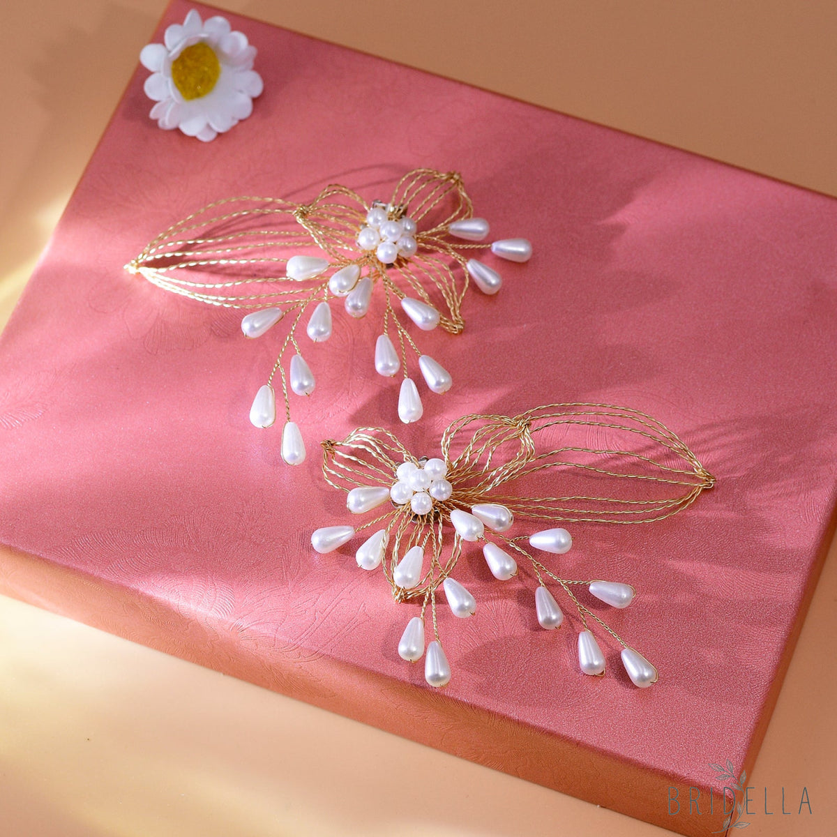 Gold Rhinestone Bridal Shoe Clips Wedding Heel Decoration - Bridella BHX55 - Gold