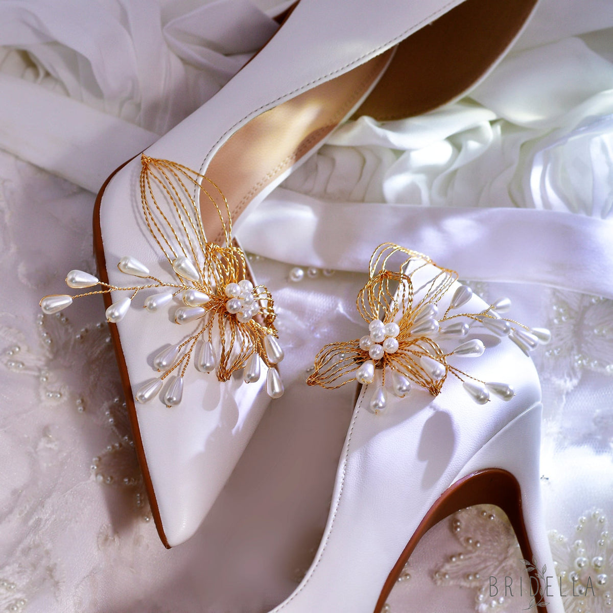 Gold Rhinestone Bridal Shoe Clips Wedding Heel Decoration - Bridella BHX55 - Gold