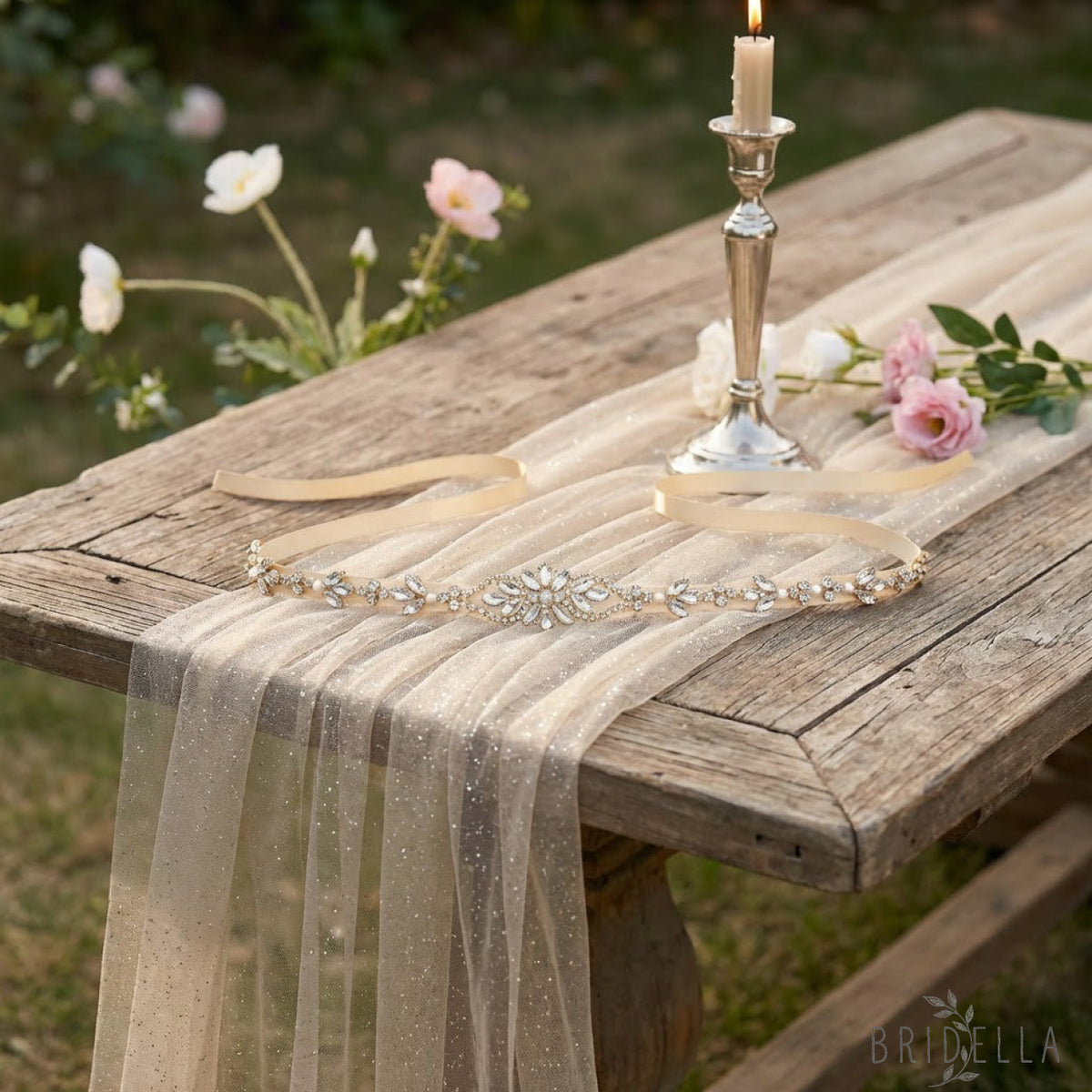 Gold Rhinestone & Pearl Accessory - Gold - Blets