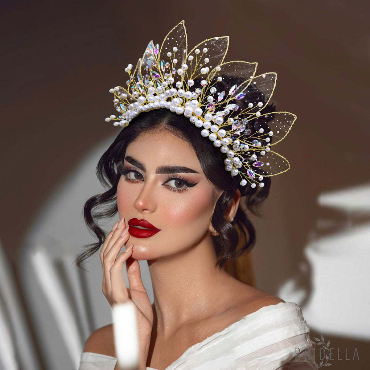 BHP670 gold rhinestone pearl crown