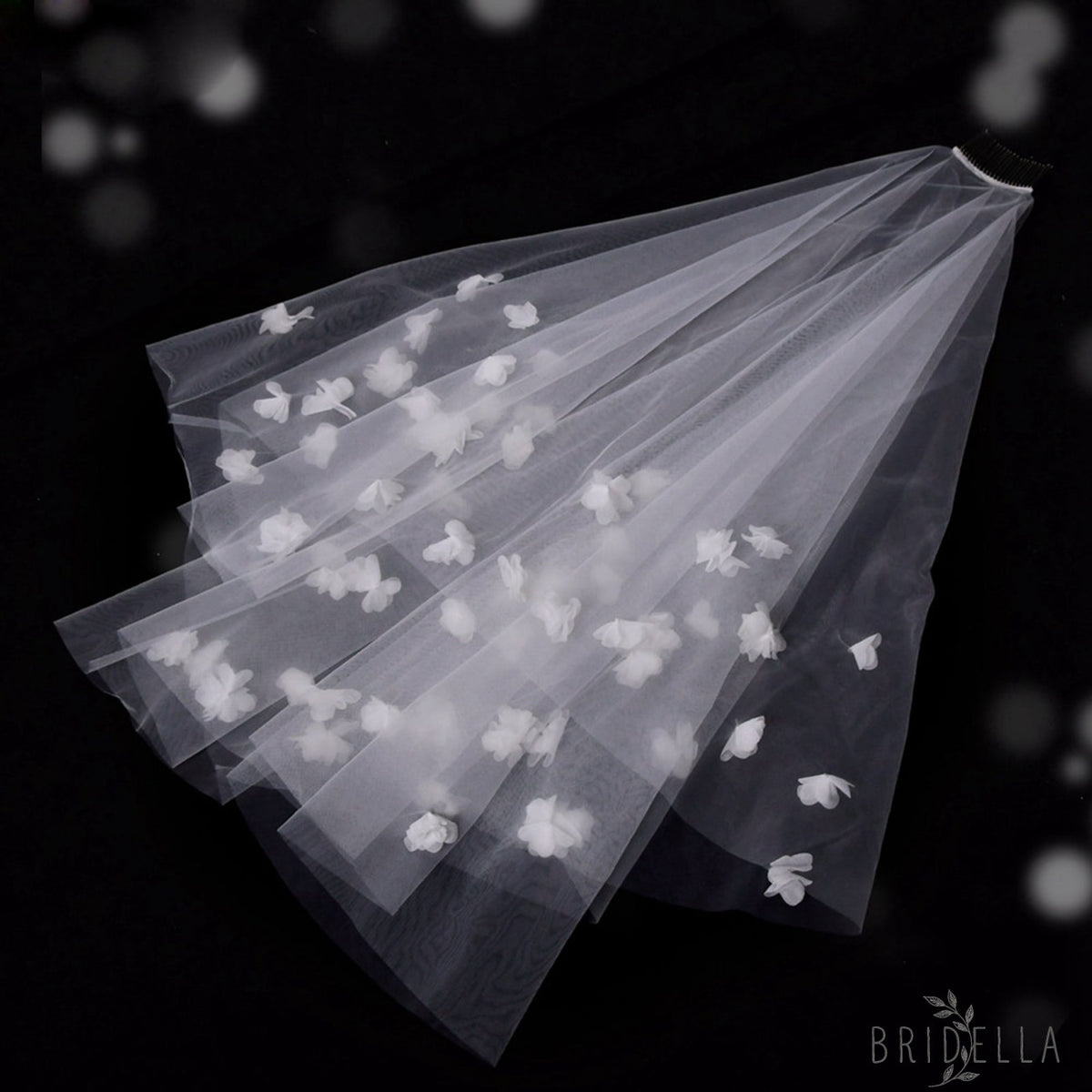 V111-I white mesh veil