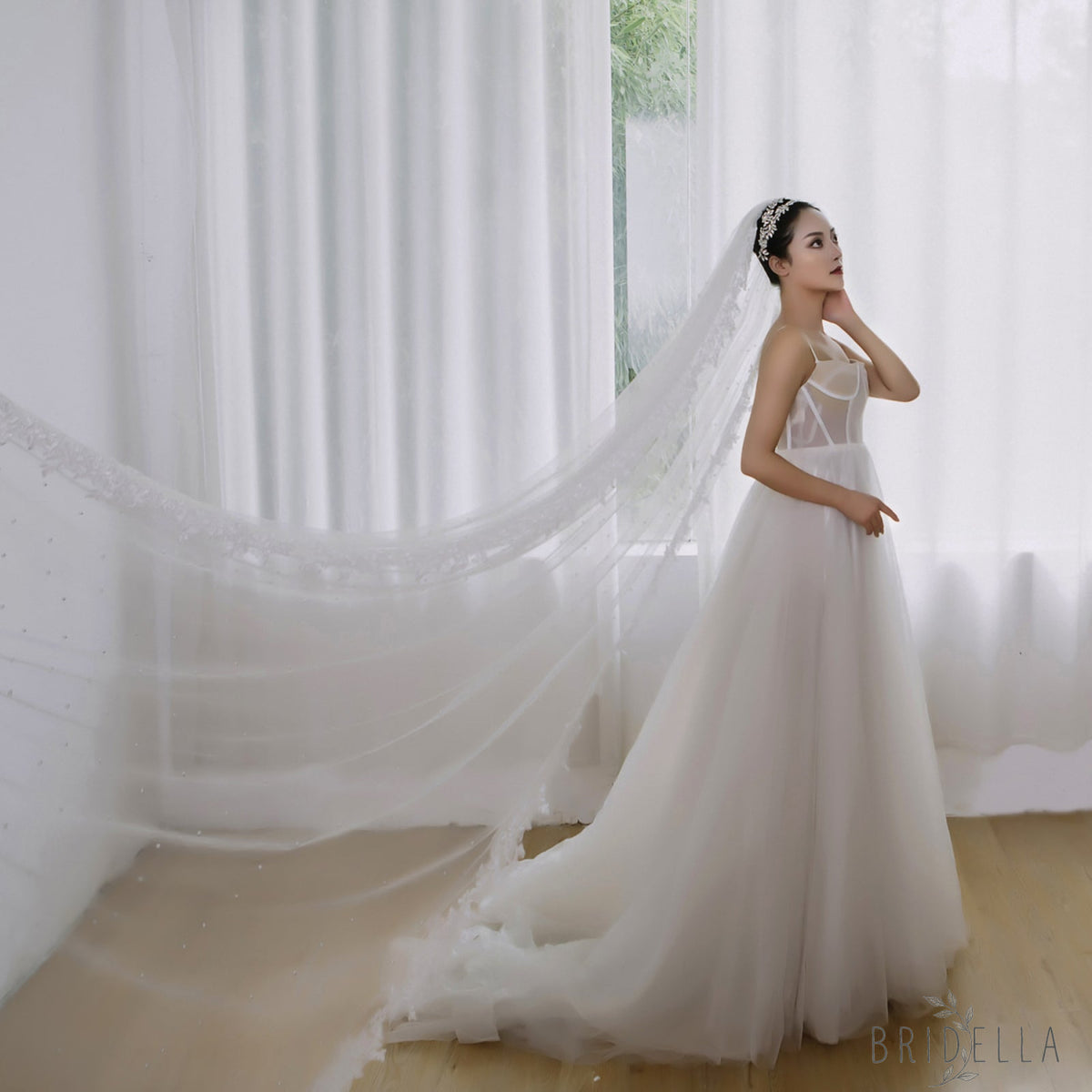 V82-IY3 ivory lace mesh hair comb