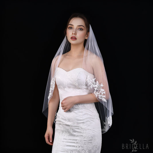 V49-I ivory lace mesh veil