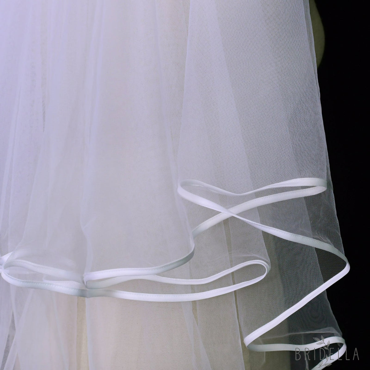V97-IY1 ivory mesh hair comb