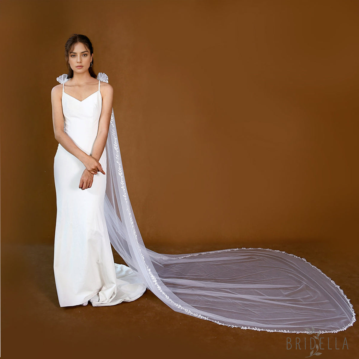 MG26-W ivory mesh shawl