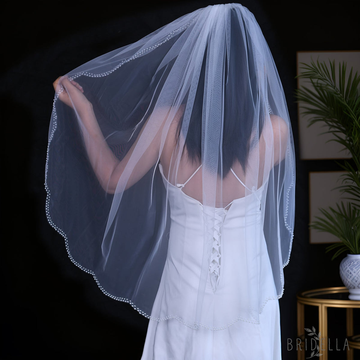 V35-I ivory pearl mesh veil