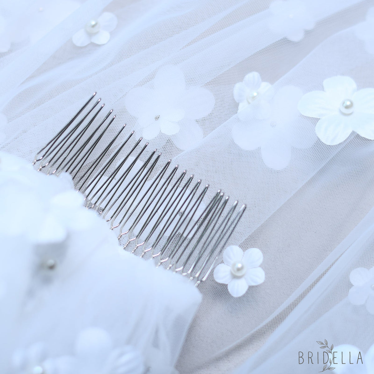 V80-WY0.75 ivory pearl mesh hair comb