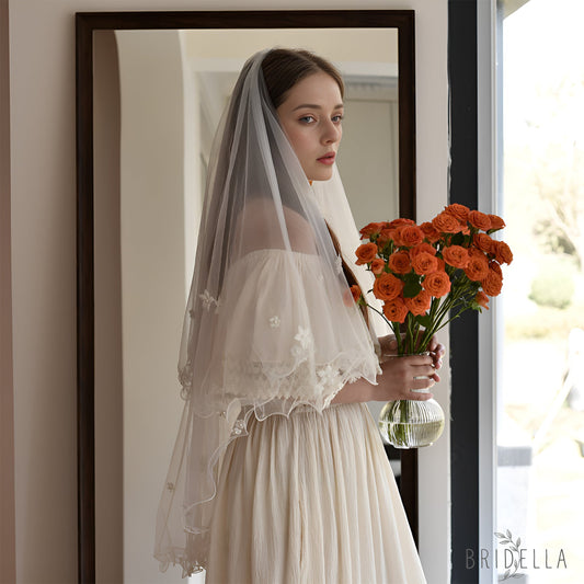 V283-IY1 red pearl mesh veil