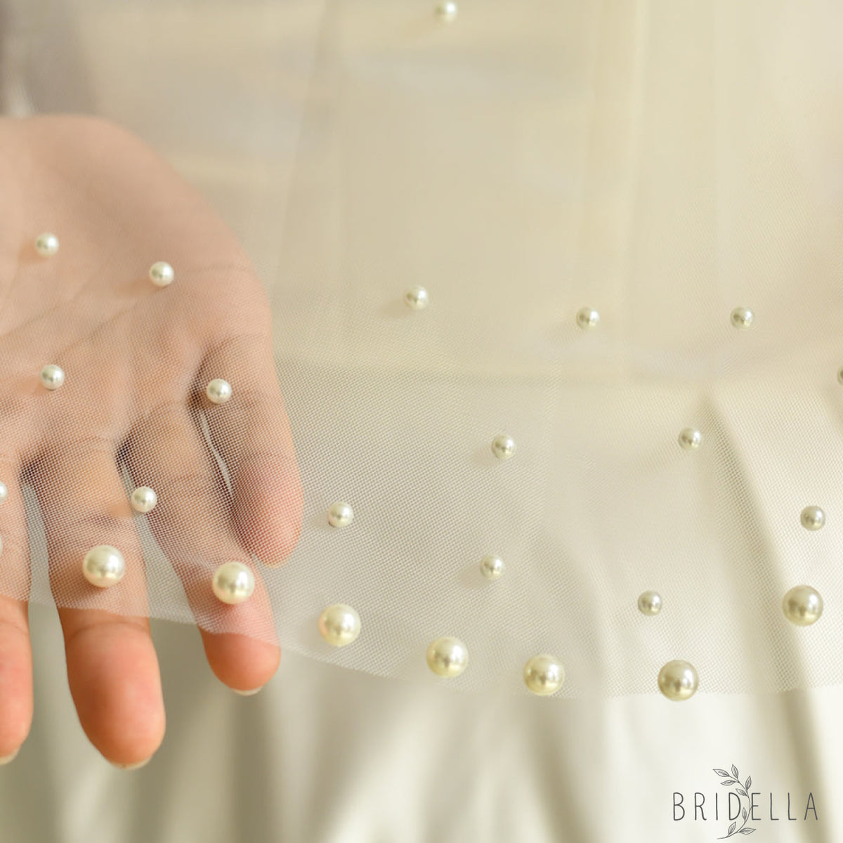 MG30-I ivory pearl mesh shawl
