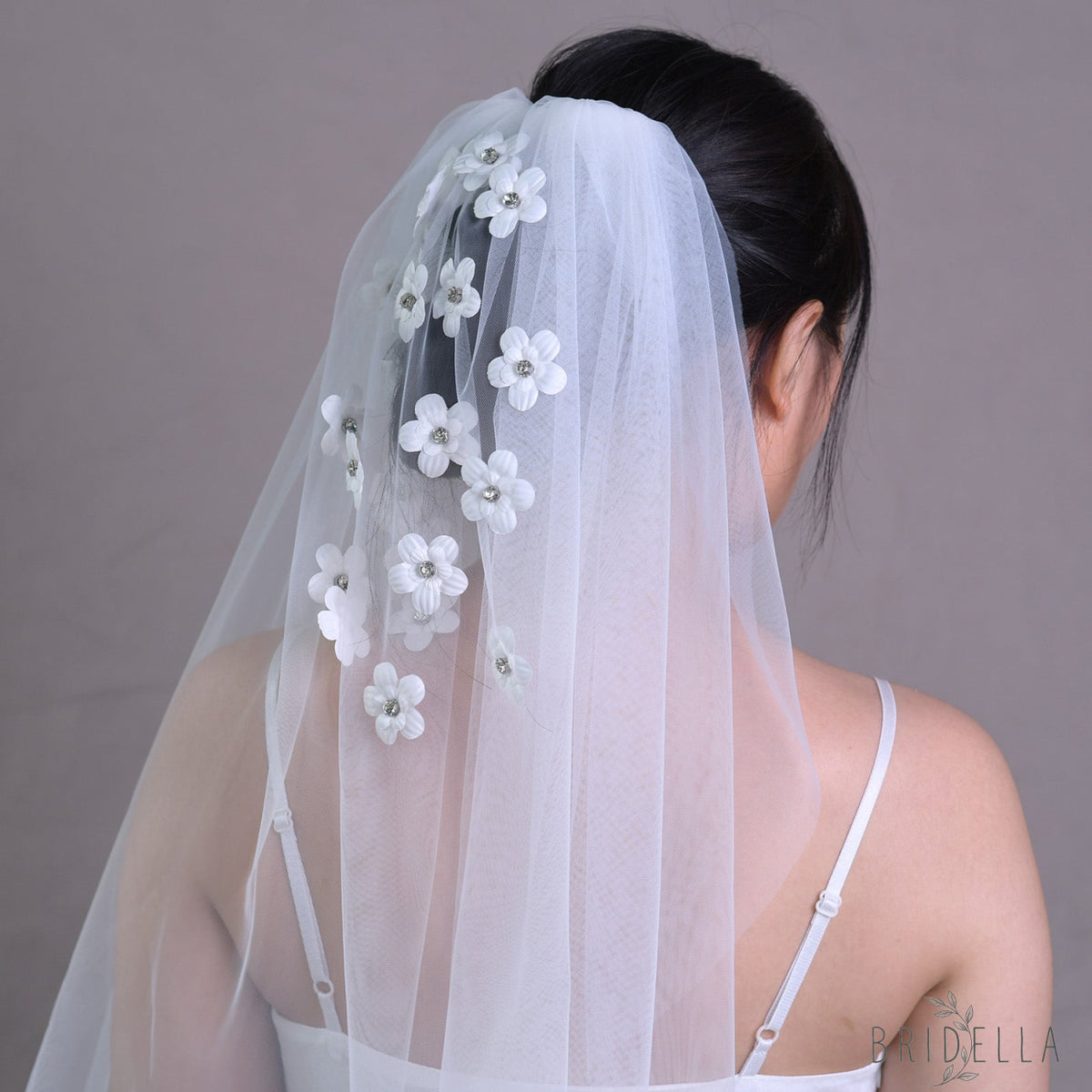 V46-I ivory rhinestone mesh hair comb