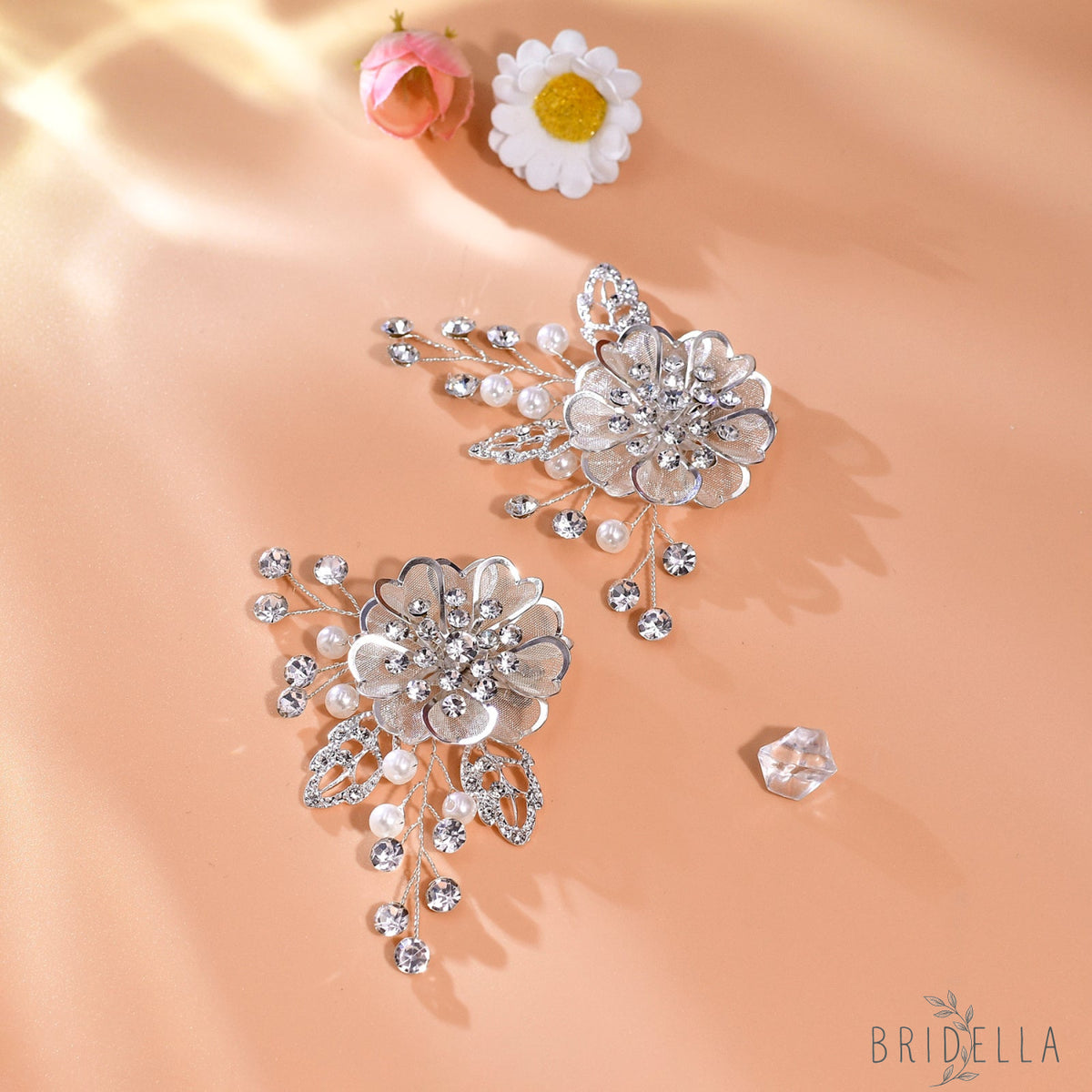 Leaf Flower Rhinestone Bridal Shoe Clips Wedding Decoration - Bridella BHX63 - White