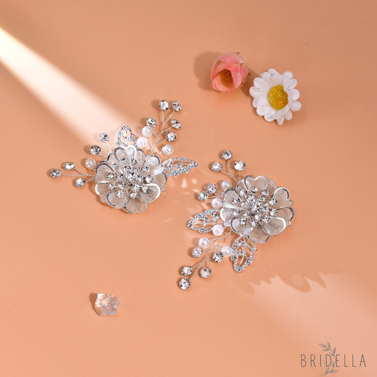 Leaf Flower Rhinestone Bridal Shoe Clips Wedding Decoration - Bridella BHX63 - White