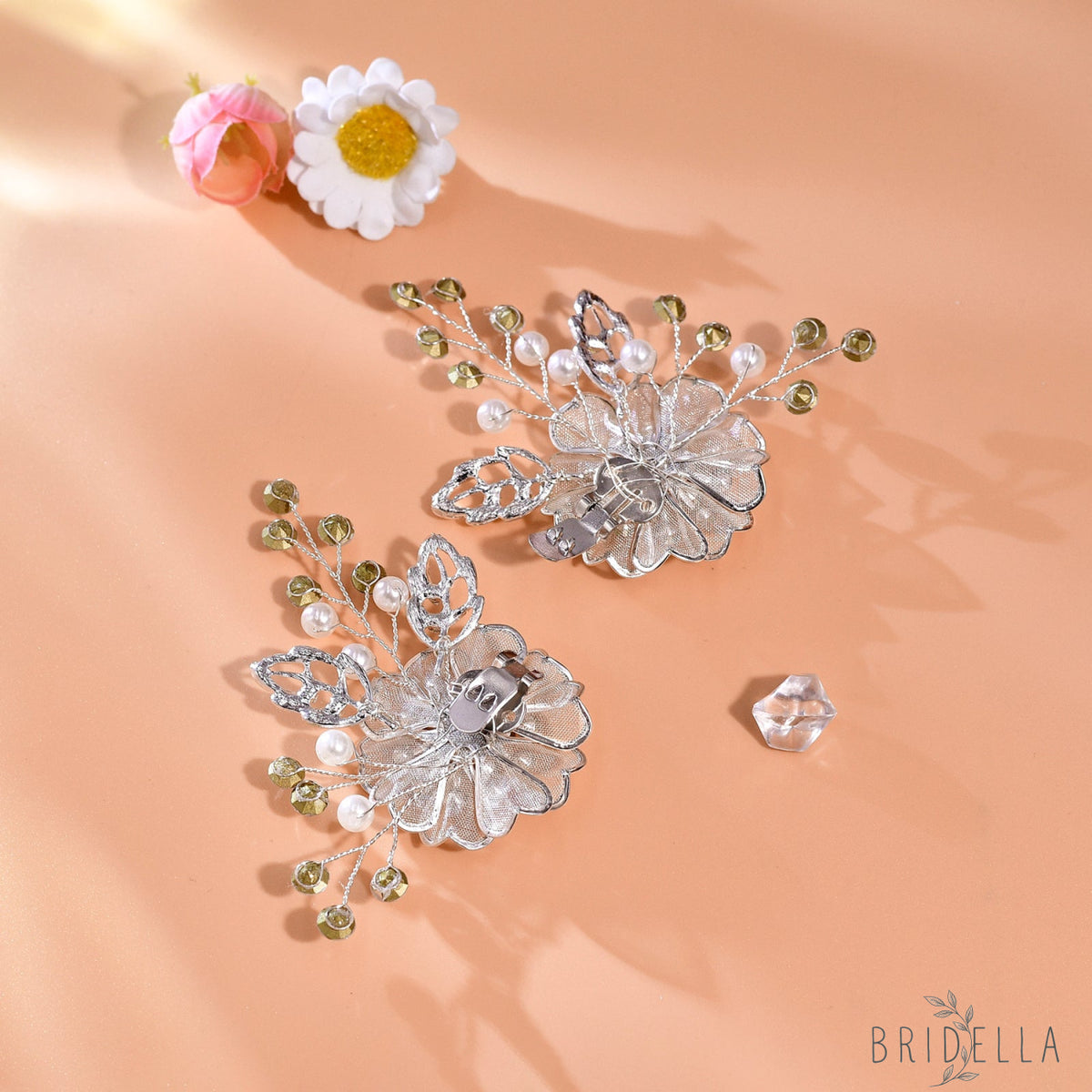 Leaf Flower Rhinestone Bridal Shoe Clips Wedding Decoration - Bridella BHX63 - White
