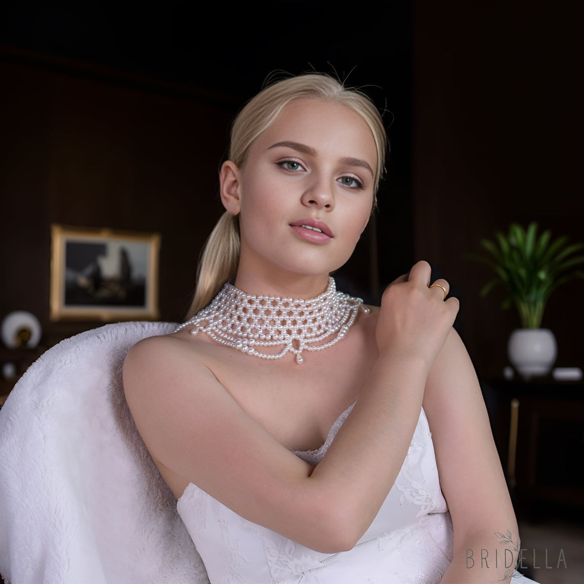VG96 white pearl shawl