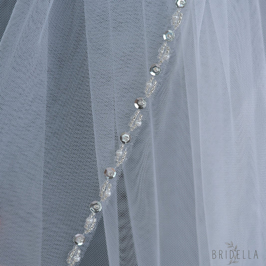 V136-IY2 white pearl mesh hair comb
