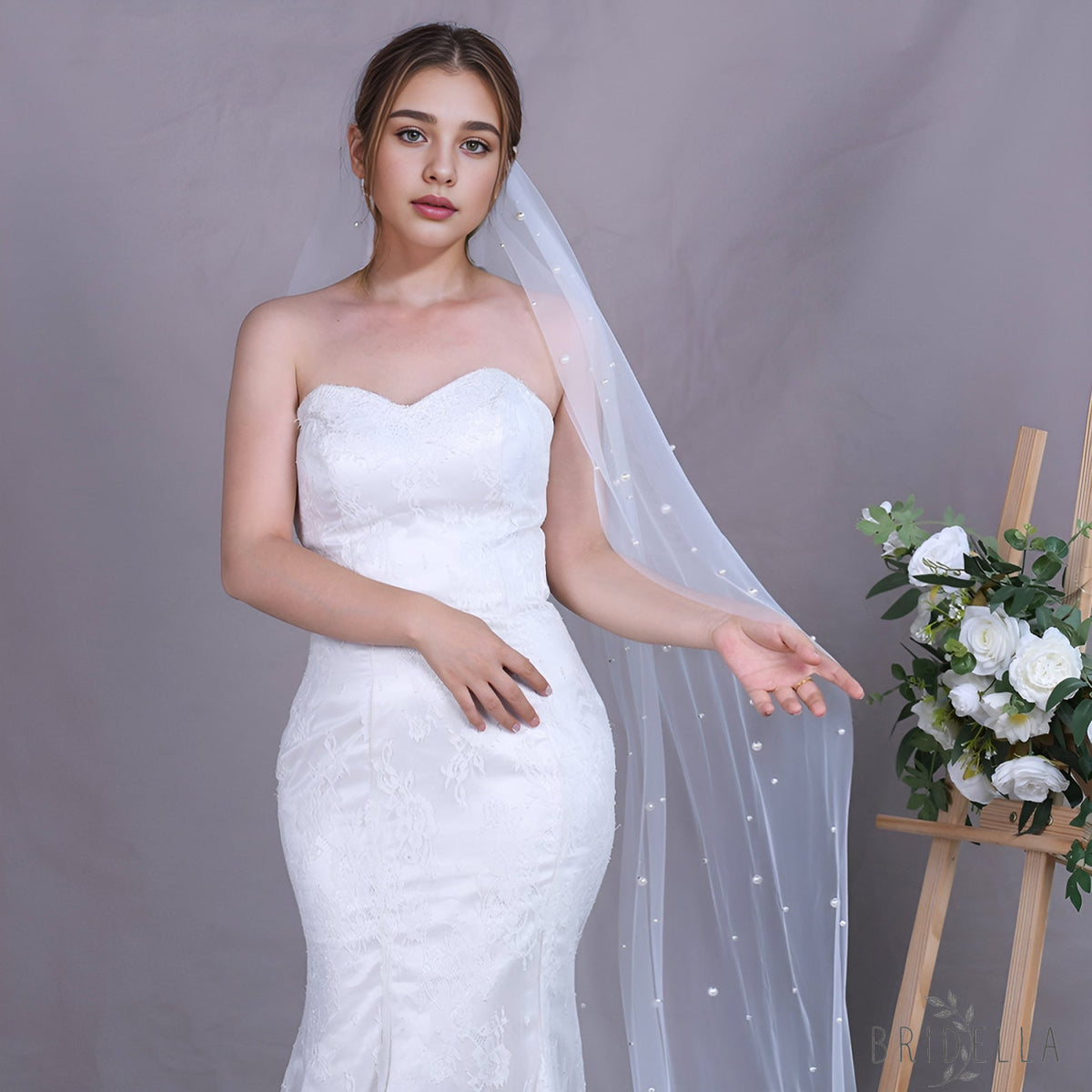 V182-IY2 white pearl mesh veil
