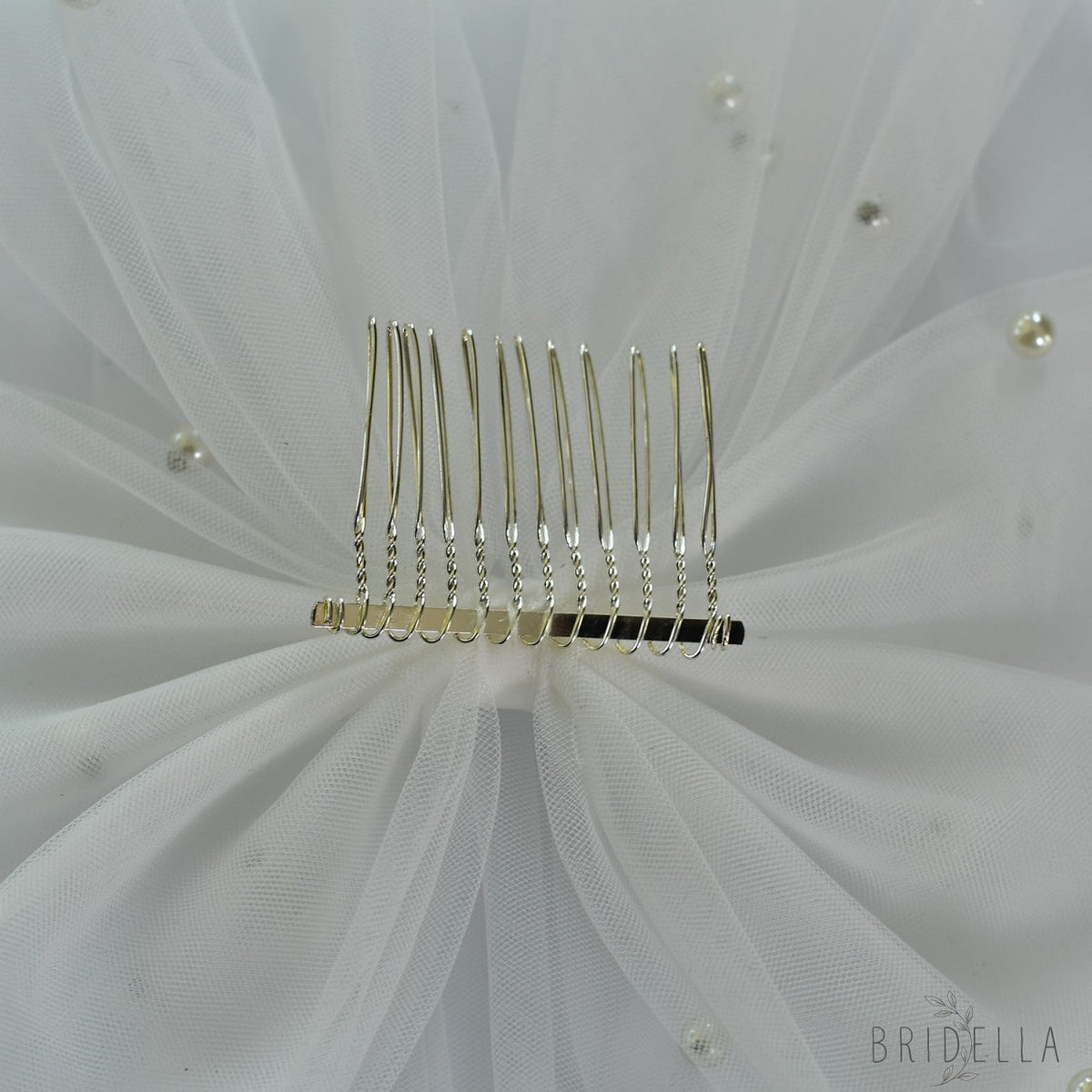 V04A-I white pearl mesh veil