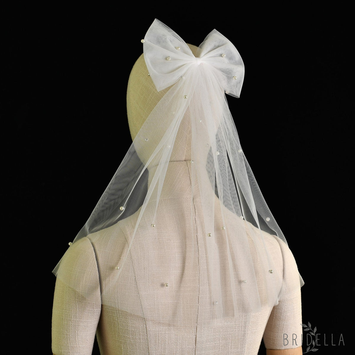 V04A-I white pearl mesh veil